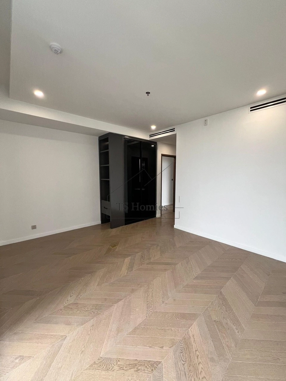 Bán lỗ 800tr căn hộ 3pn Lumiere Riverside Thảo Điền Q.2 Bán lỗ 800tr căn hộ 3pn Lumiere Riverside Thảo Điền Q.2