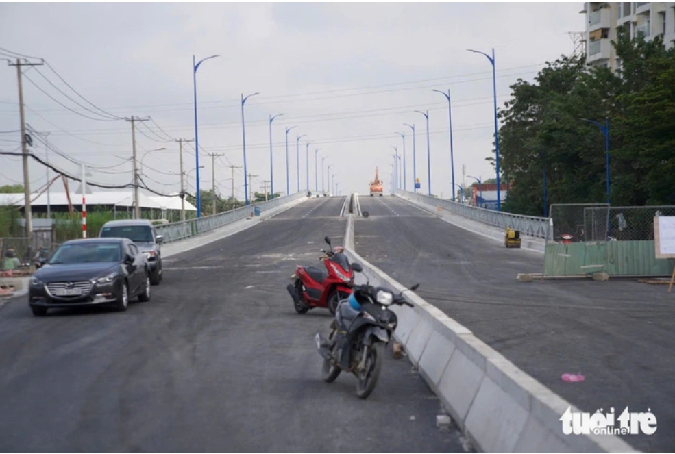 Cầu nam lý thông xe