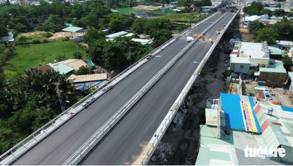 Cầu nam lý thông xe